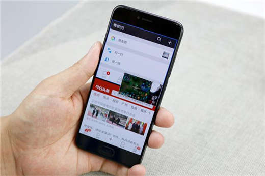 图文详解魅蓝6t中开启多屏显示的操作方法。