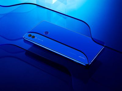 我来教你荣耀10青春版设置动态壁纸的具体操作步骤。