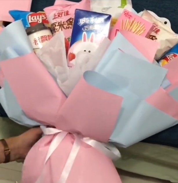 冬天的第一个零食花束怎么做？冬天的第一个零食花束制作方法以及图片分享