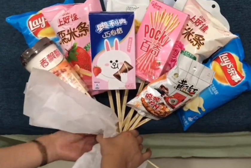 冬天的第一个零食花束怎么做？冬天的第一个零食花束制作方法以及图片分享