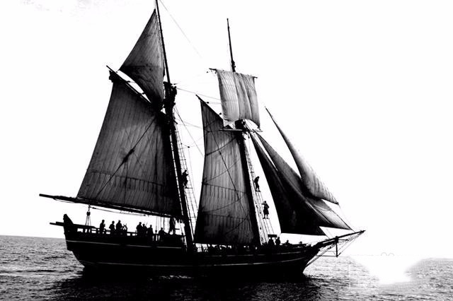 说说使用photoshop抠帆船的具体操作步骤。