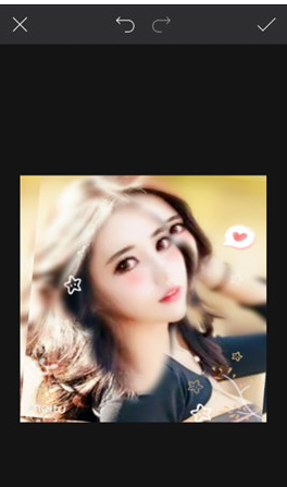 小编教你抖音中将真人照片转为漫画视频的具体操作方法。