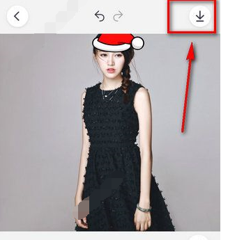 说说天天P图中找到圣诞帽素材位置的具体操作步骤。